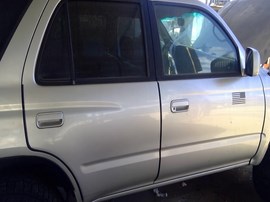 2002 TOYOTA 4RUNNER, SR5 MODEL, 3.4L, AT, 2WD.   Z26502